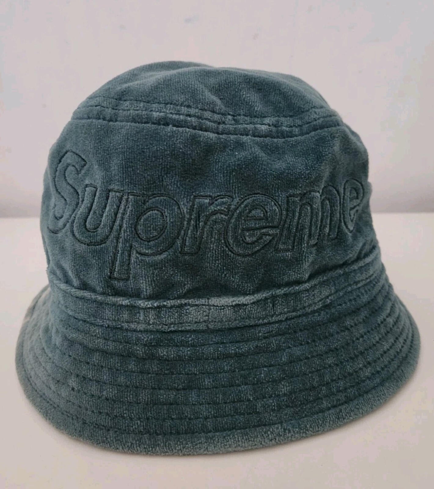 SS18 Supreme x Lacoste Velour crusher size M Medium Teal bucket hat