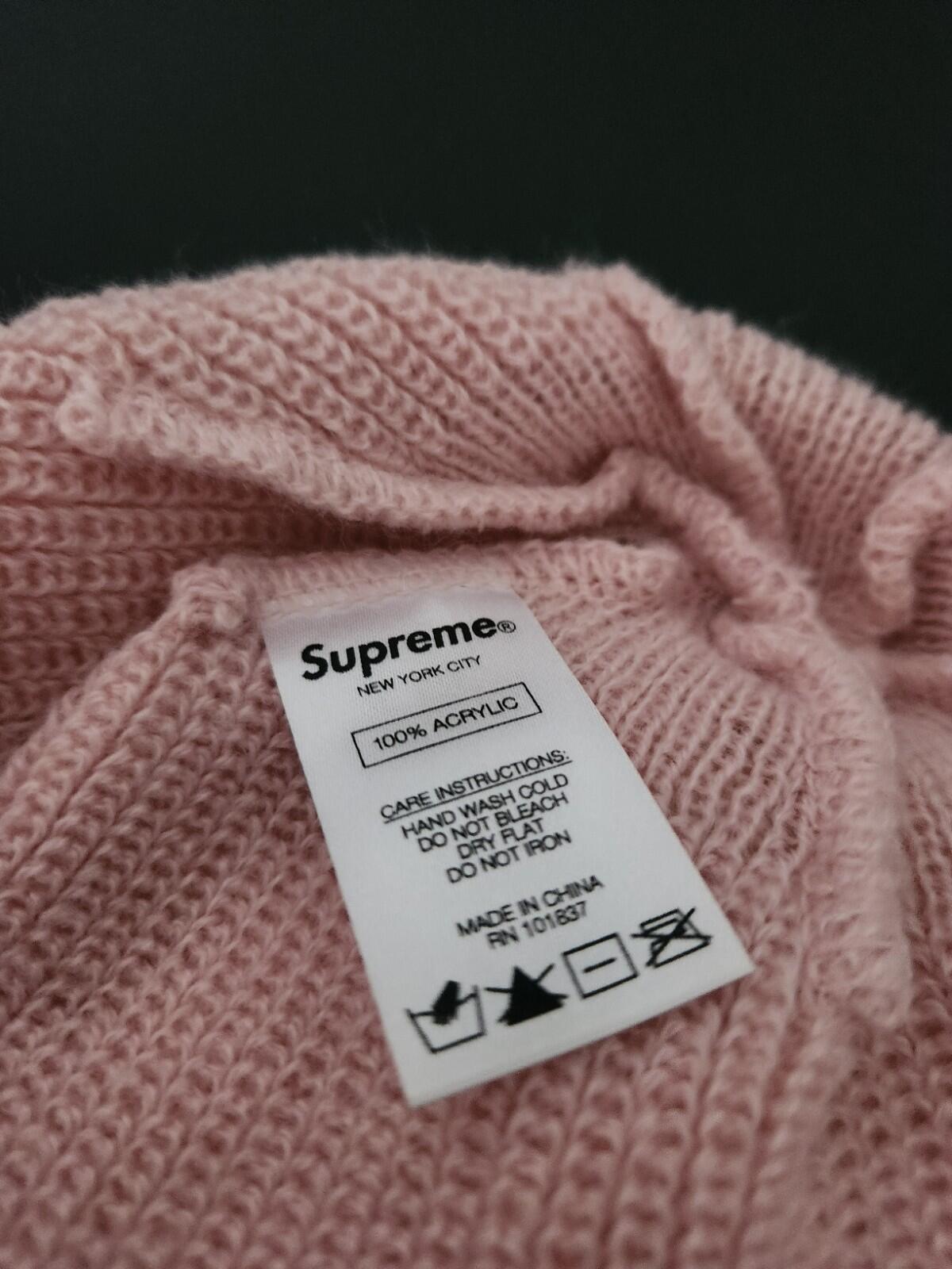 FW18 Supreme GORE-TEX Beanie Pink Waterproof