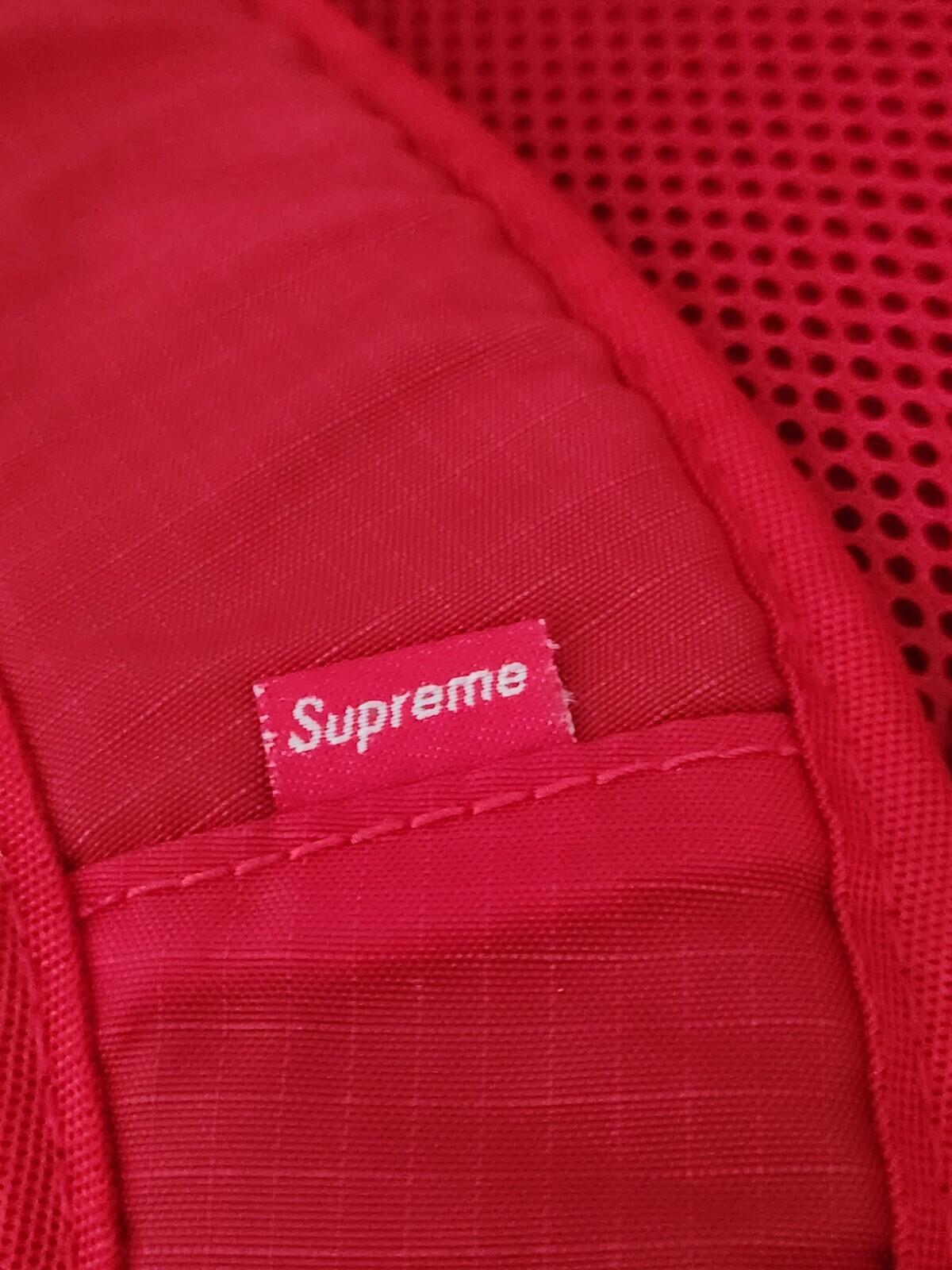 FW16 Supreme 3M Reflective Repeat Rucksack Rot