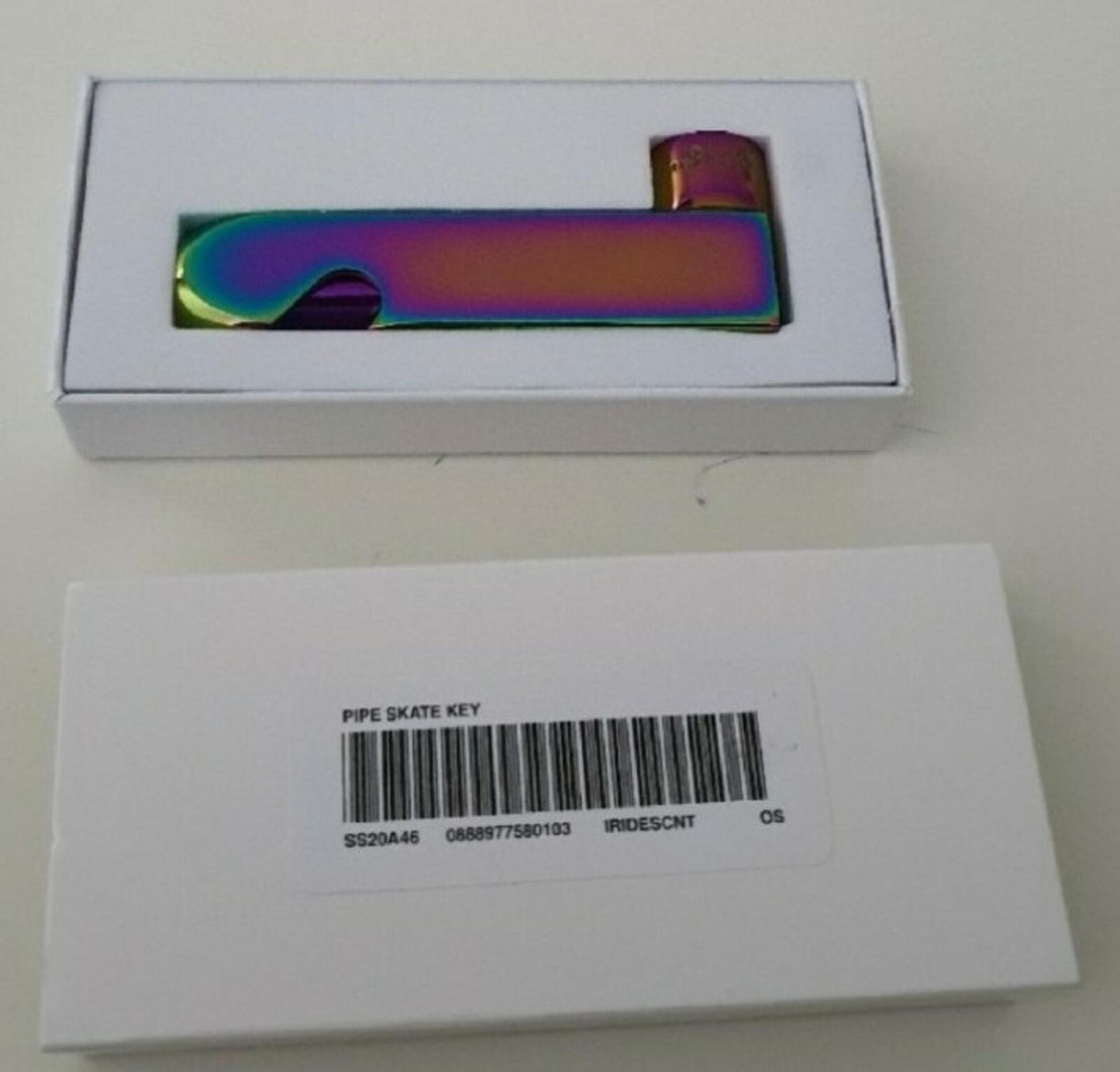 SS20 Llave de patín de tubería Supreme Skate Tool Accesorio iridiscente