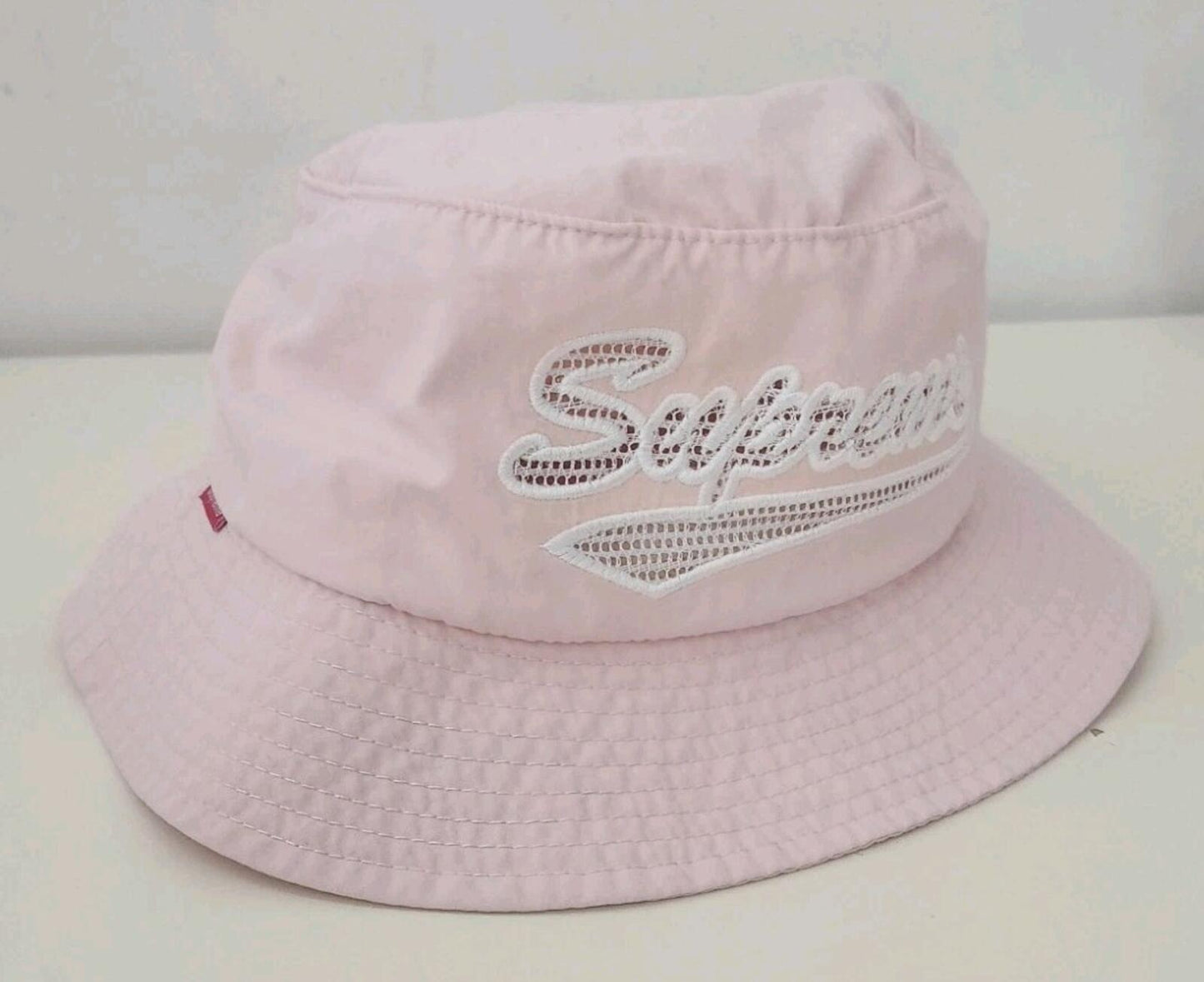 SS16 Supreme Mesh Script Crusher S/M Pink bucket hat small / medium