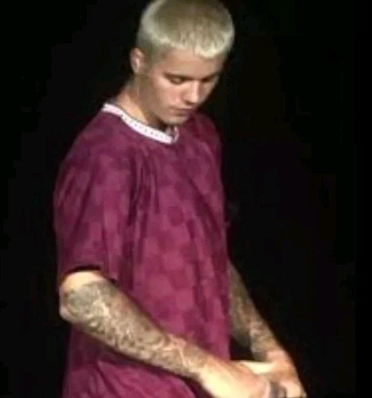 SS16 Supreme Checker Soccer Jersey medium Grey Tee Football T-shirt Bieber