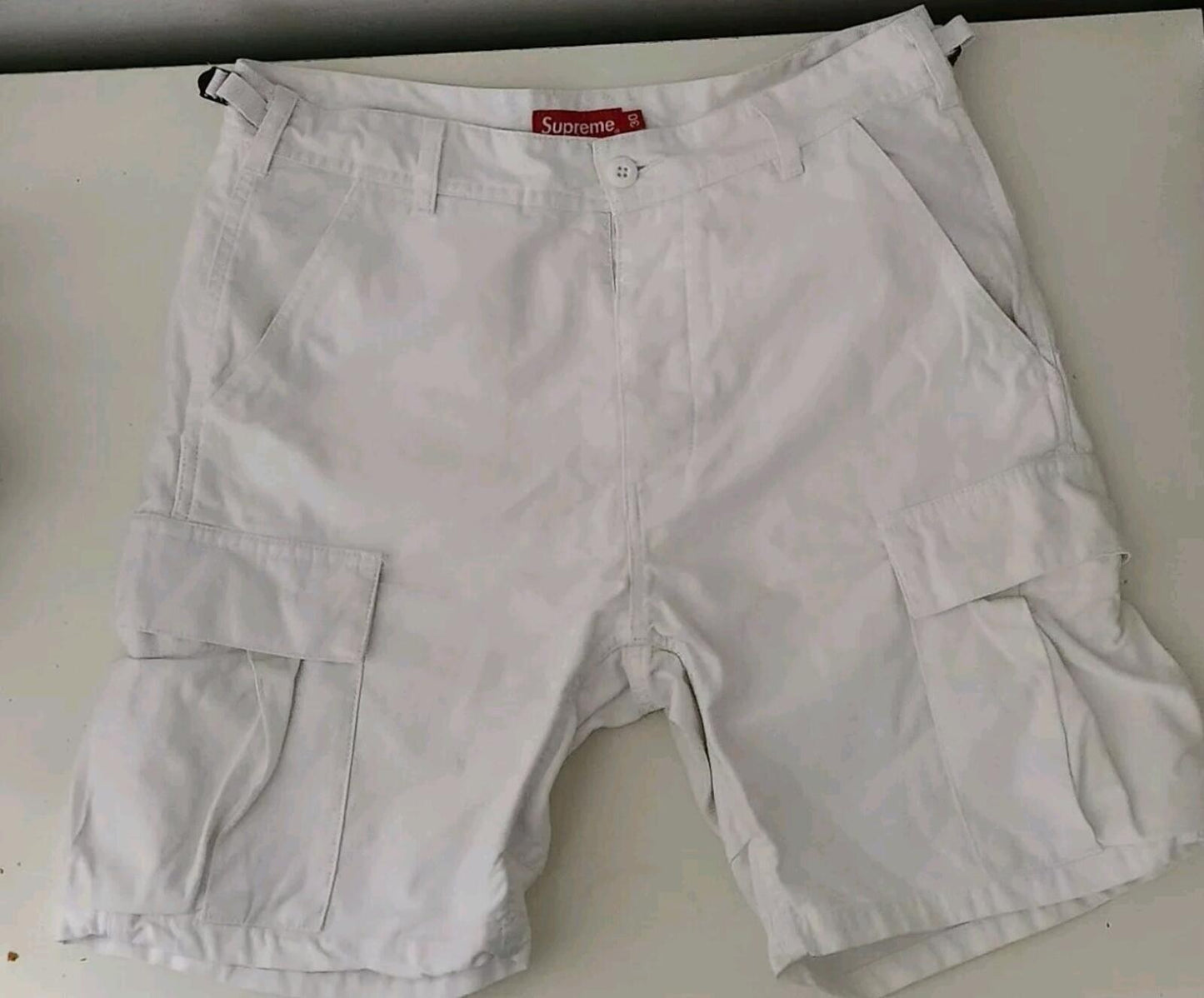 SS18 Supreme pantalón corto cargo talla 30 S Pequeño Pantalones cortos blancos