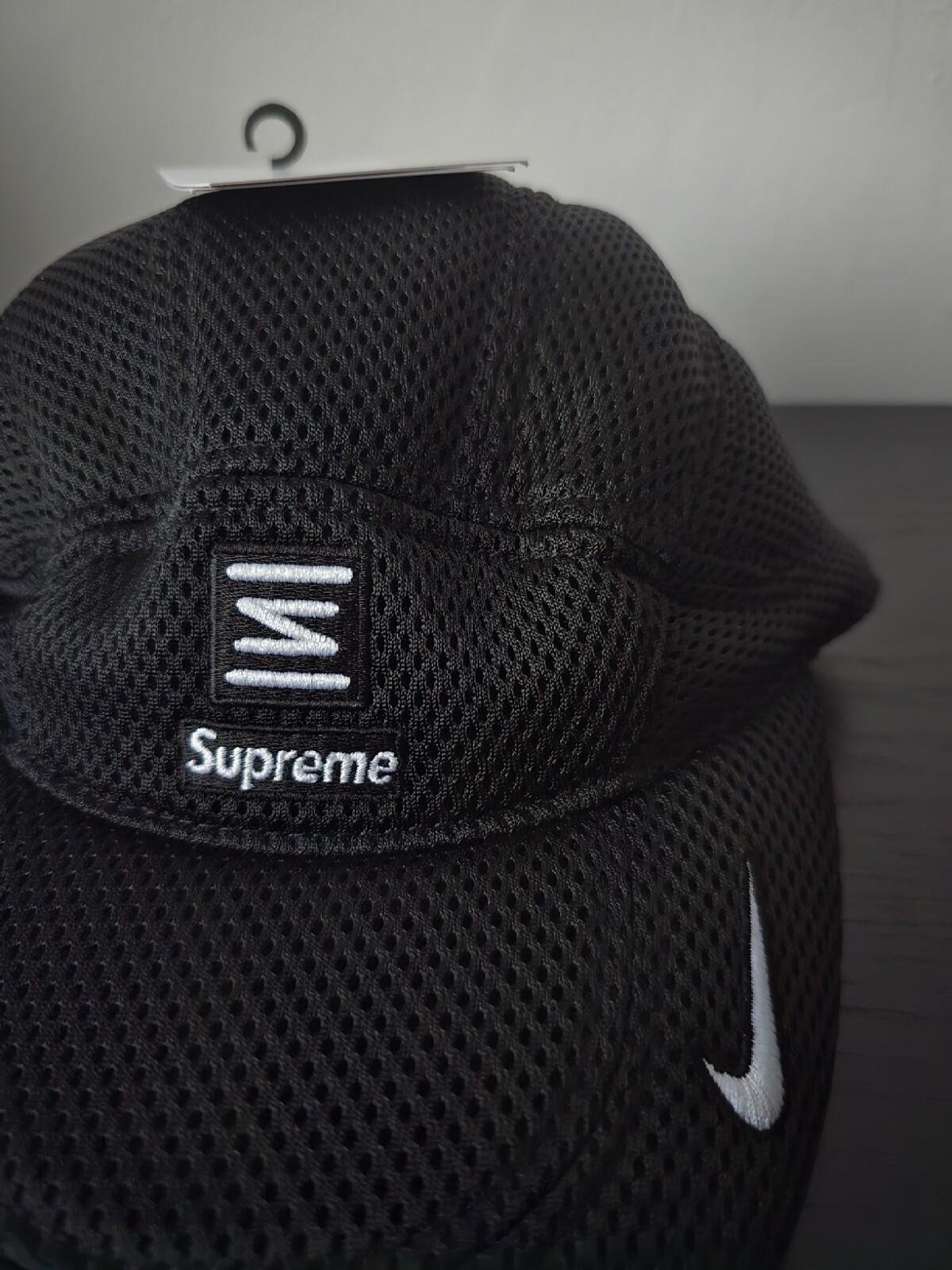 SS22 Supreme x Nike Shox Running Negro Dri-FIT
