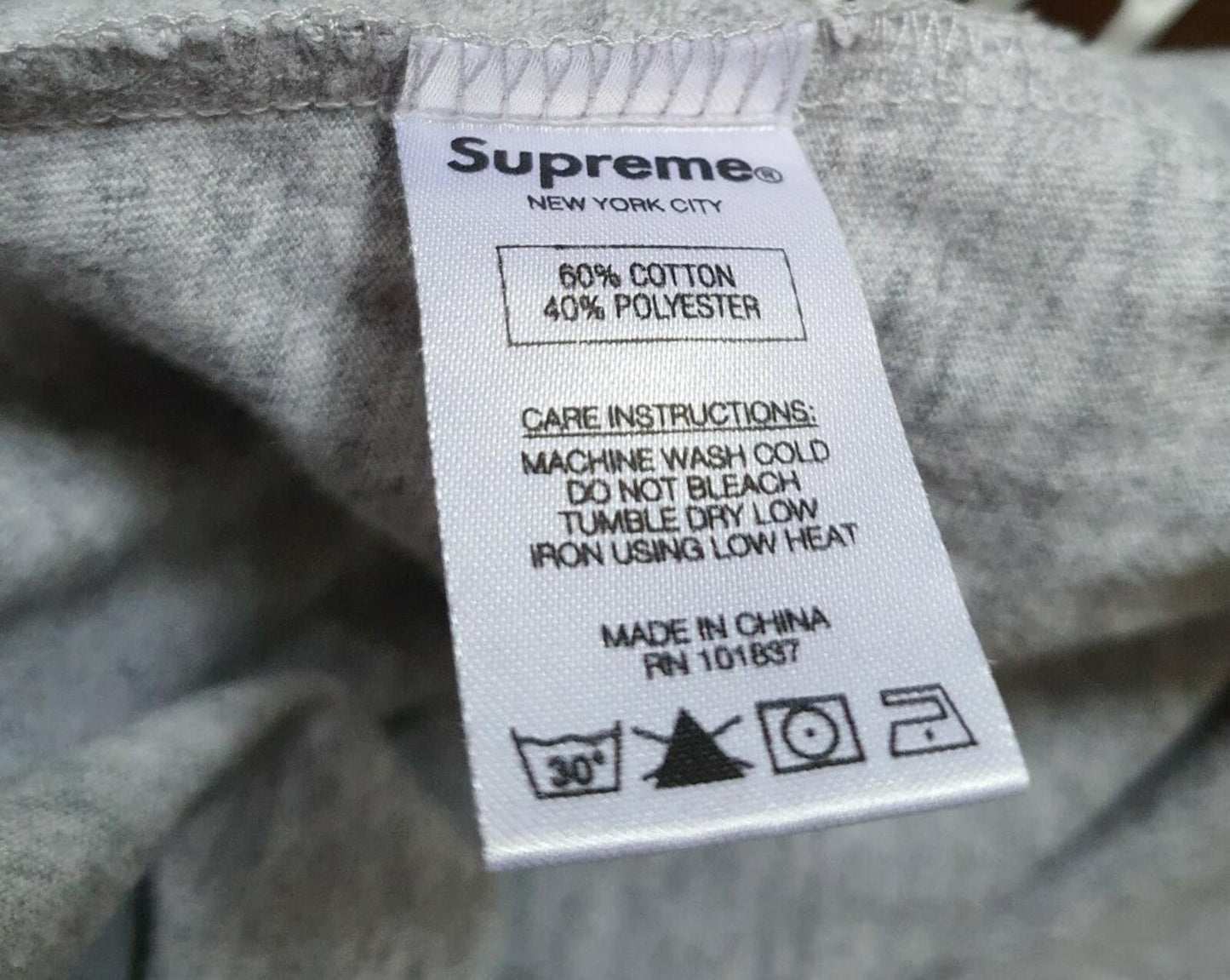 SS17 Supreme Pinstripe S/S Football Top Grey Tee Größe L