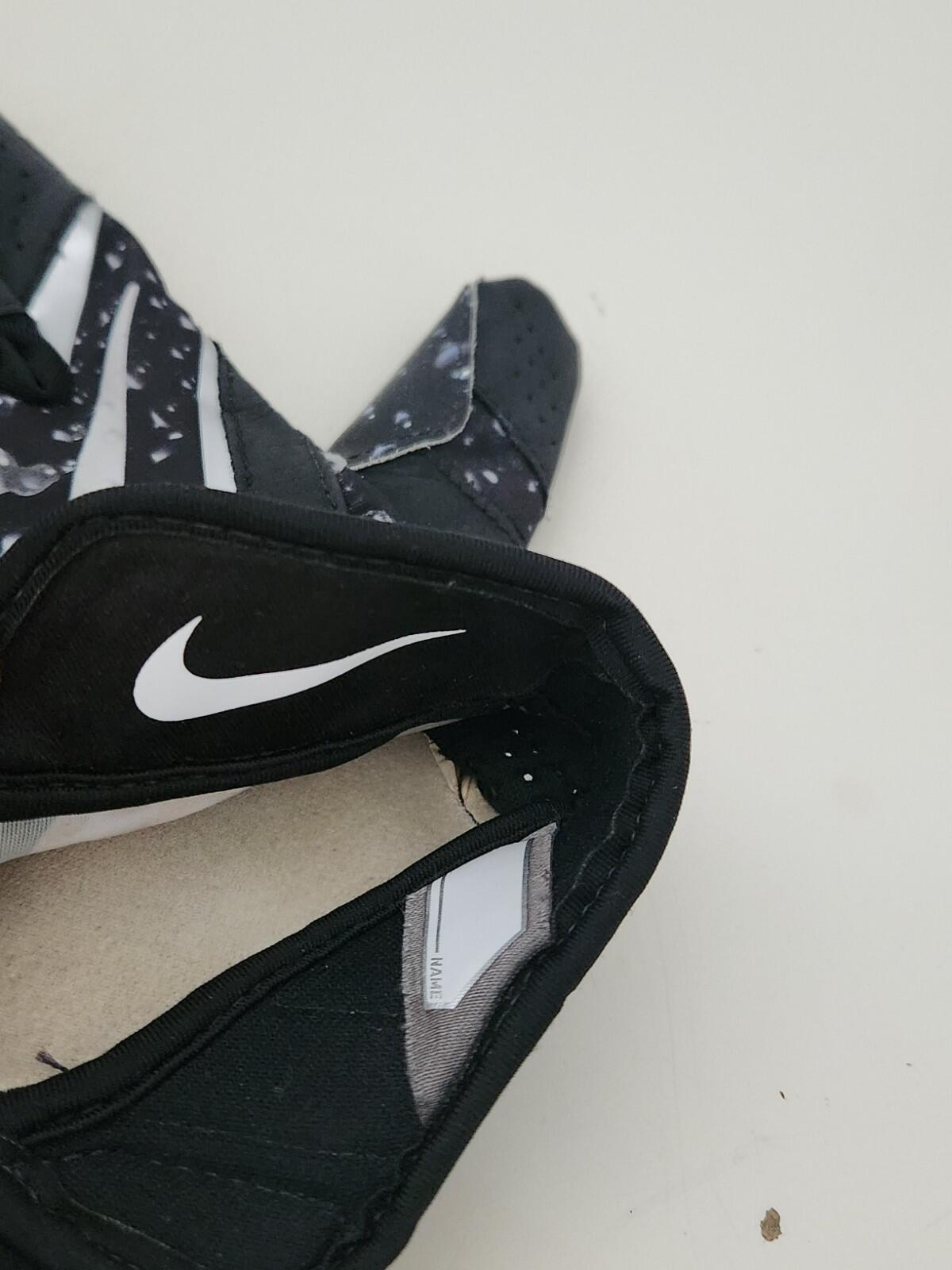 FW18 Supreme x Nike Vapor Jet 4.0 Football Gloves Black Size S