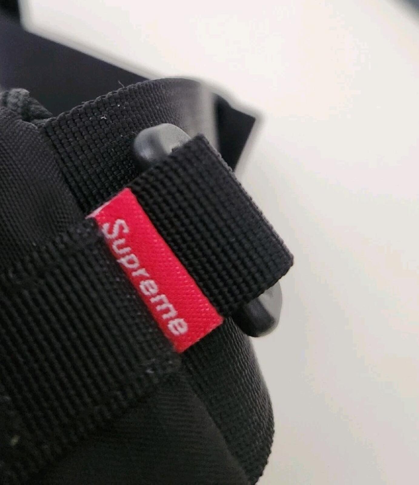 Riñonera Supreme SS17 Negra