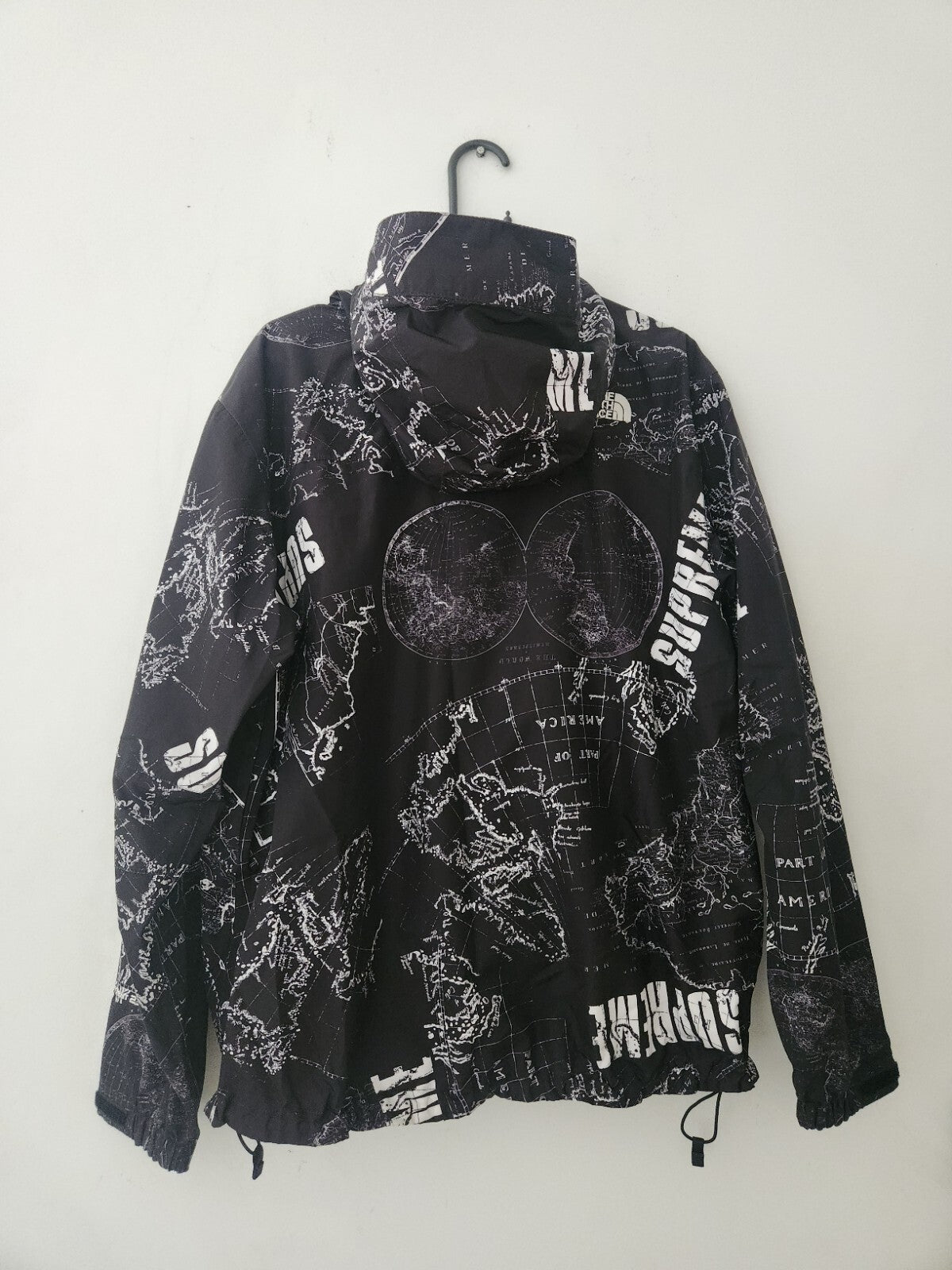 SS12 Supreme x The North Face Venture Jacke L groß TNF schwarz Maps vintage Selten