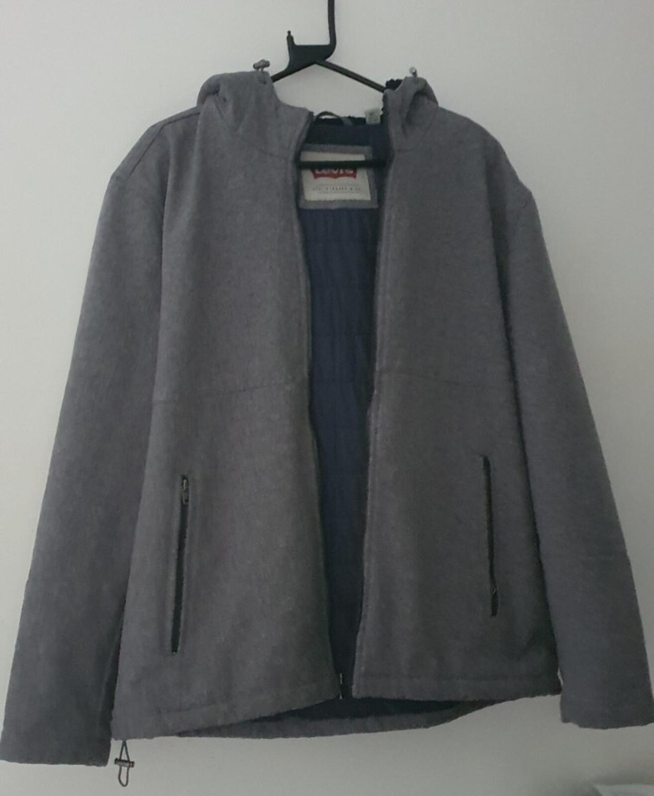 LEVI'S Soft Shell Hooded Jacket Size XL Grey