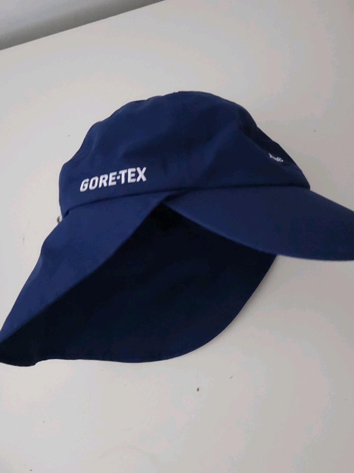 SS23 Supreme GORE-TEX Sunshield Cap Navy Waterproof
